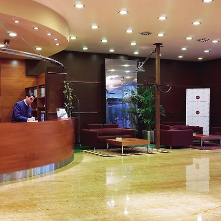 西尔肯纳兰科纪念碑酒店 酒店 奥维耶多