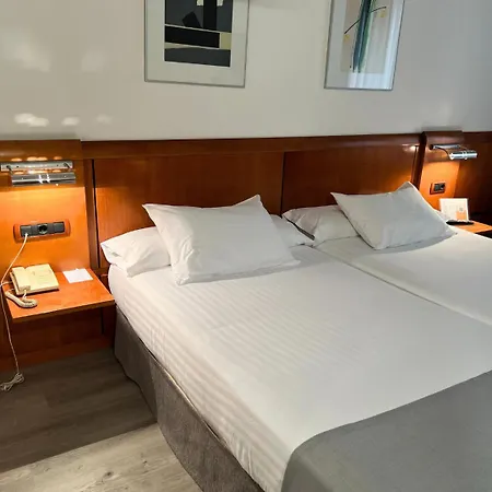 فندق Silken Monumental Naranco 4*