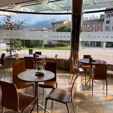 西尔肯纳兰科纪念碑酒店 酒店