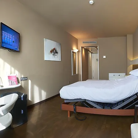 Silken Monumental Naranco 4*