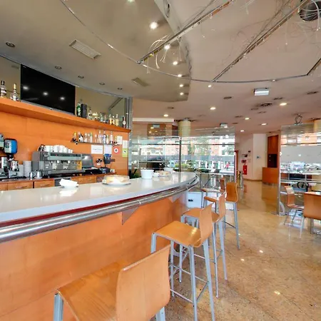 西尔肯纳兰科纪念碑酒店