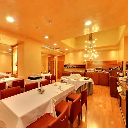 فندق Silken Monumental Naranco 4*