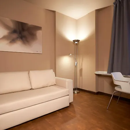 西尔肯纳兰科纪念碑酒店